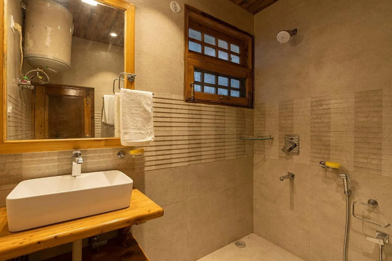 Nau Nabh Cottage By Veo - Part Of Stayvista 0*, Shimla